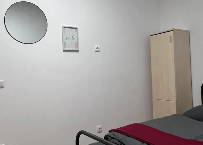 Royal Racing 2 公寓 *